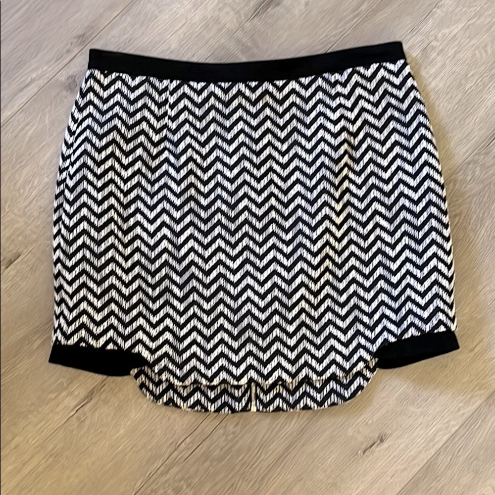 1.STATE Skirt